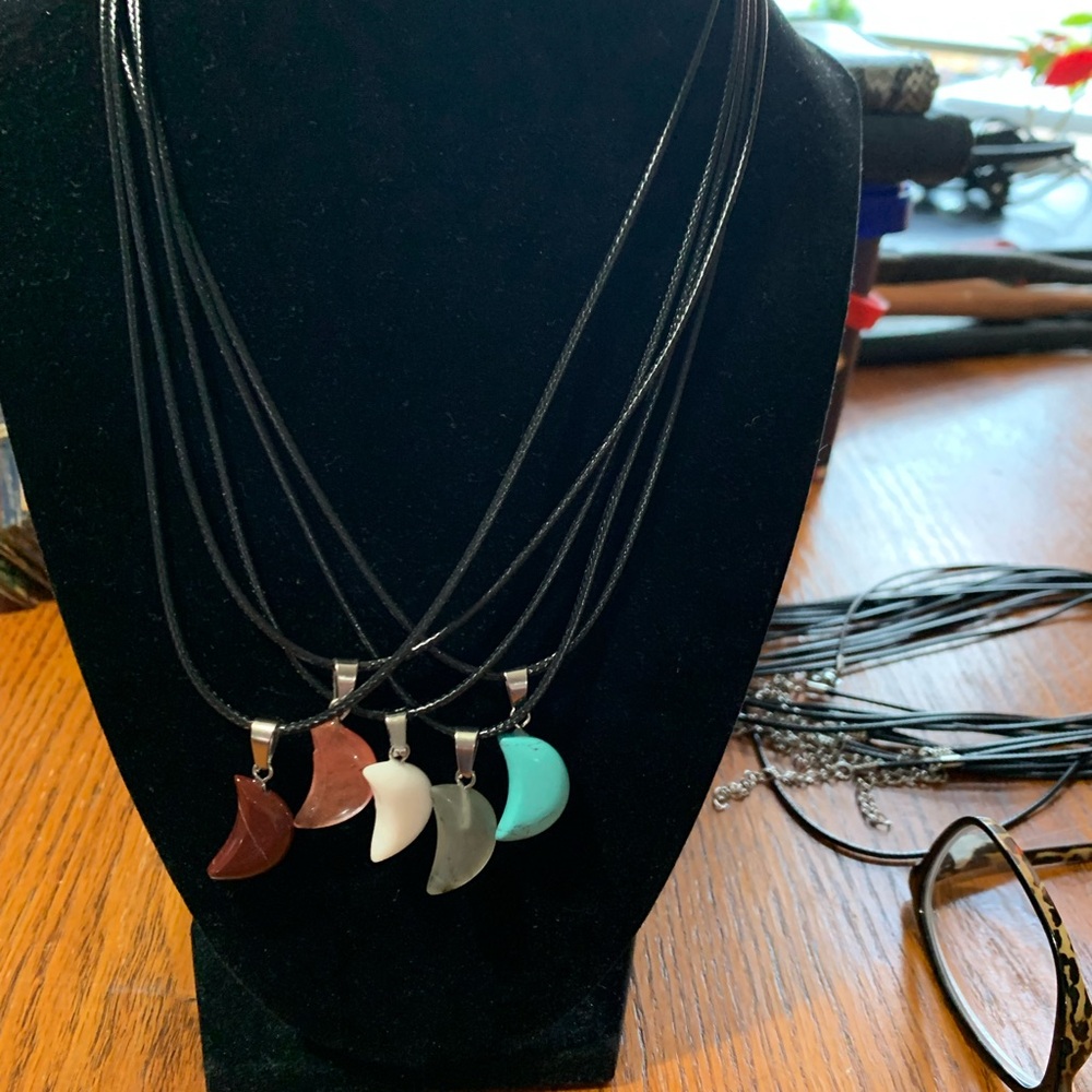 Elegant Multi-Color Crescent Pendant Necklace Set